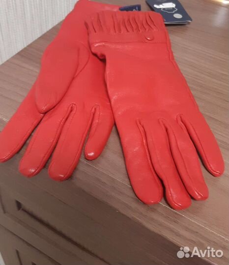 Перчатки женские кожаные новые