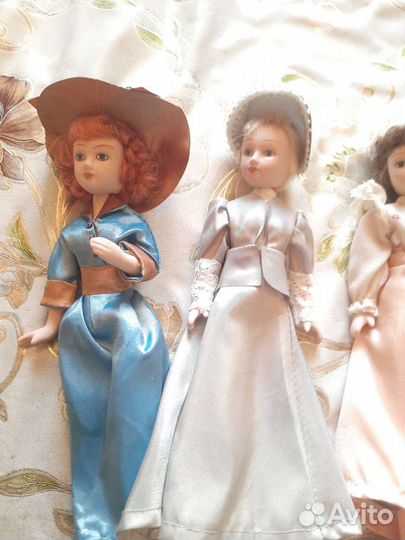 Куклы фарфоровые 6 штук