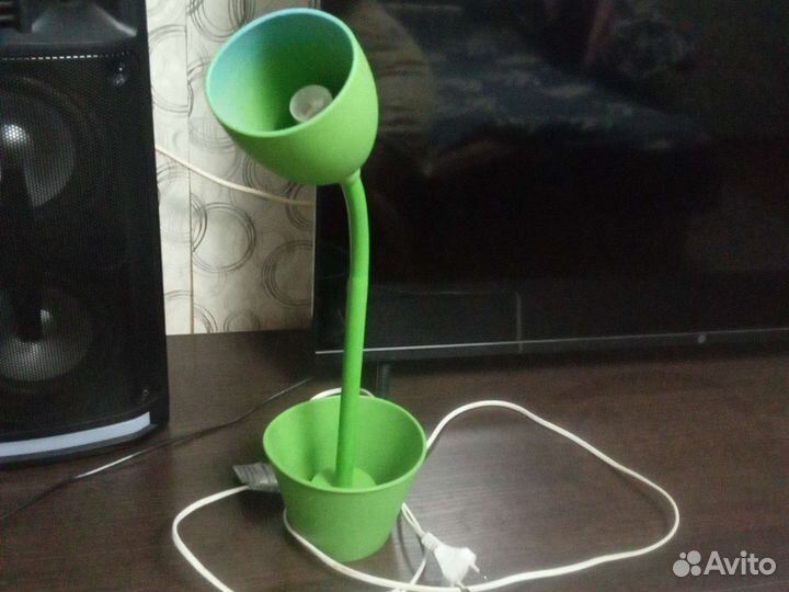 Лампа настольная