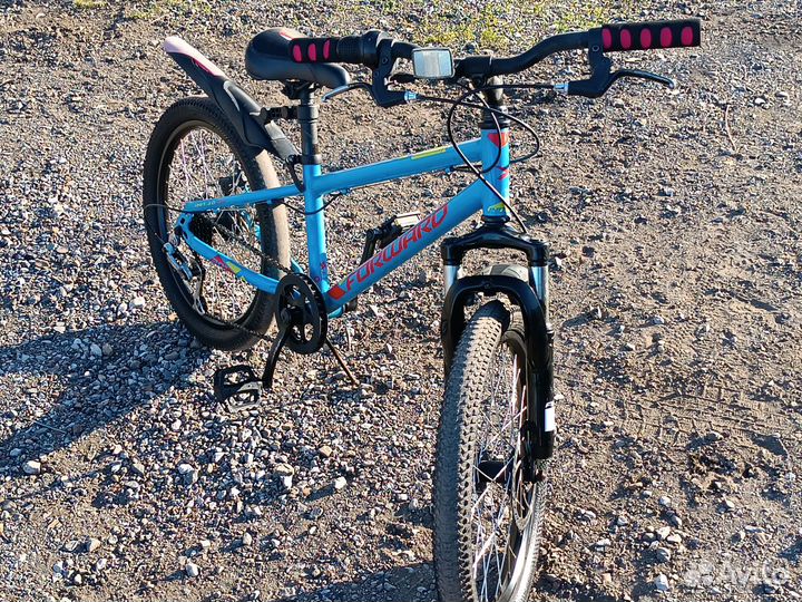 Велосипед горный скоростной 20