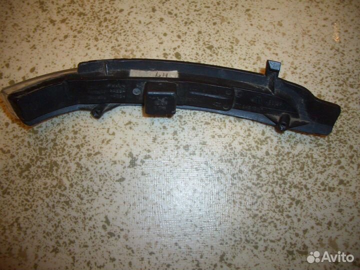 Повторитель поворота зеркала Шкода Октавия А5 с 04