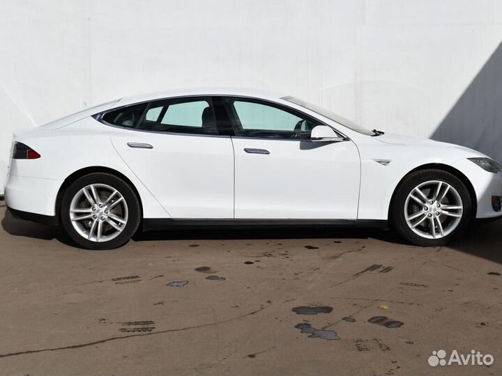 Tesla Model S 518 л.с. AT, 2015, 111 407 км