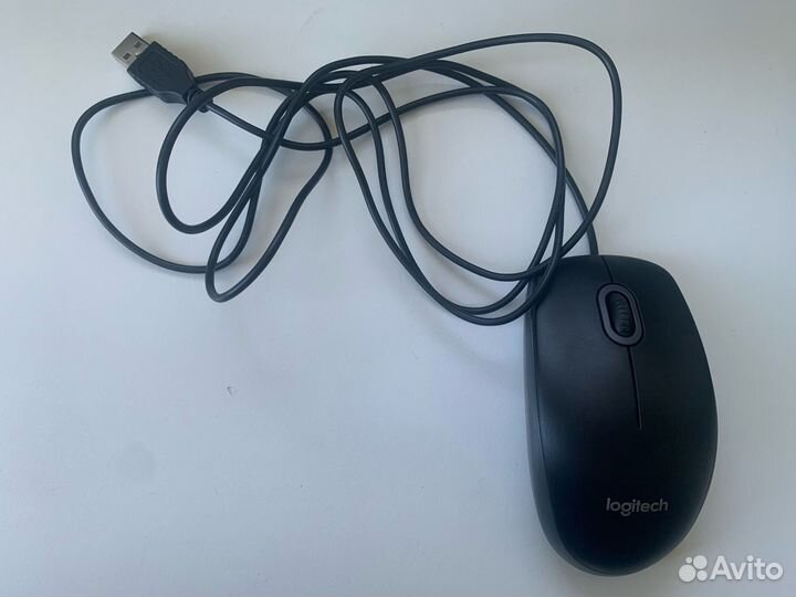 Мышка Logitech B100