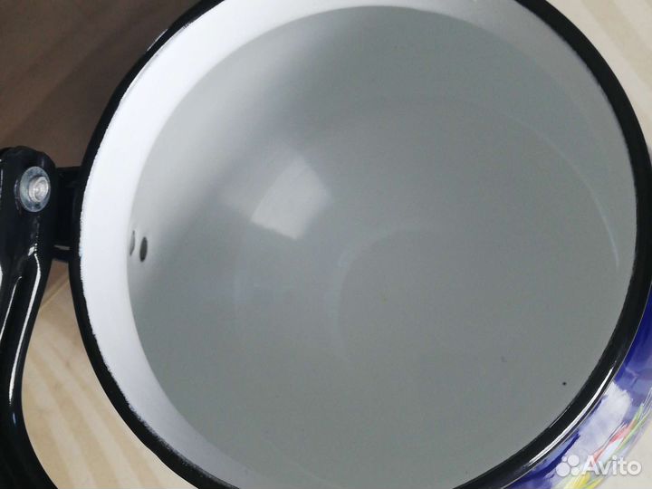 Чайник эмалированный 3л. новый