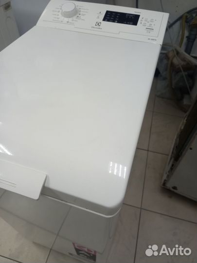 Стиральная машина с вертикальной загрузкой