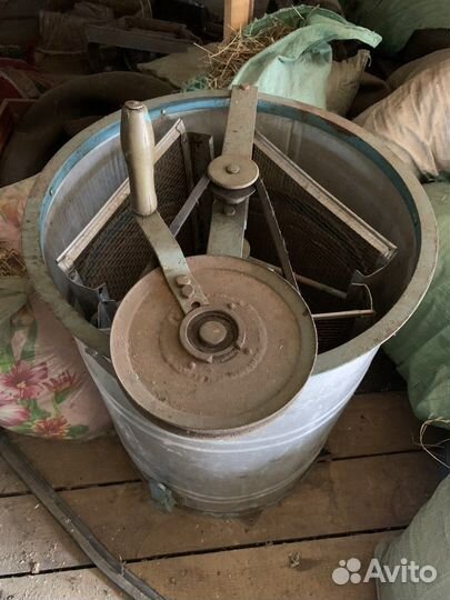 Медогонка 3 рамочная