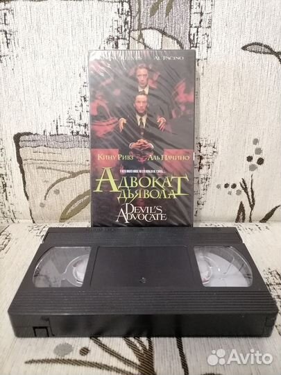 Видеокассеты с зарубежными фильмами (лицензия)