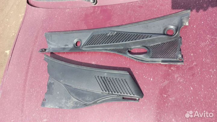 Жабо Renault Symbol