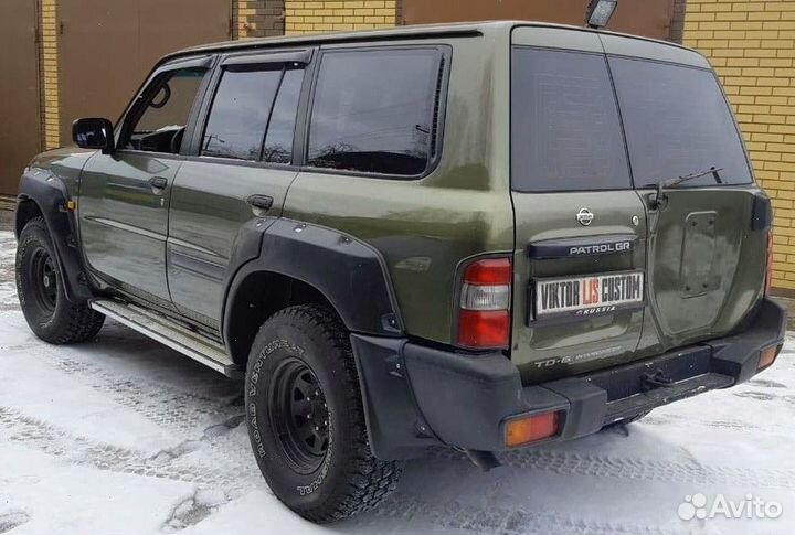 Расширители колесных арок Nissan Patrol Y61