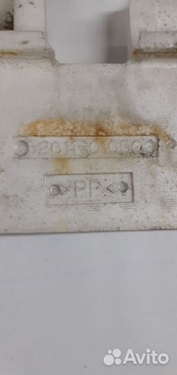 Абсорбер переднего бампера toyota voltz