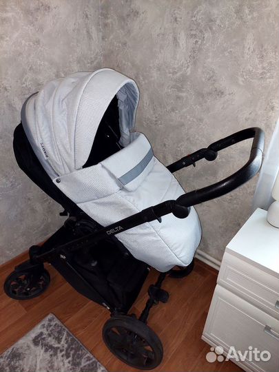 Б/У Коляска детская 3 в 1 Riko Basic Delta