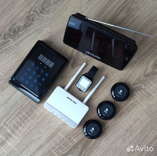 Кнопка вызова официанта,часы, табло, пульт, репите