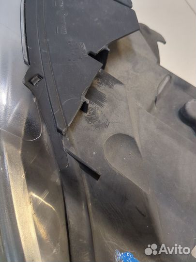 Фара (передняя) левая Volkswagen Passat 6