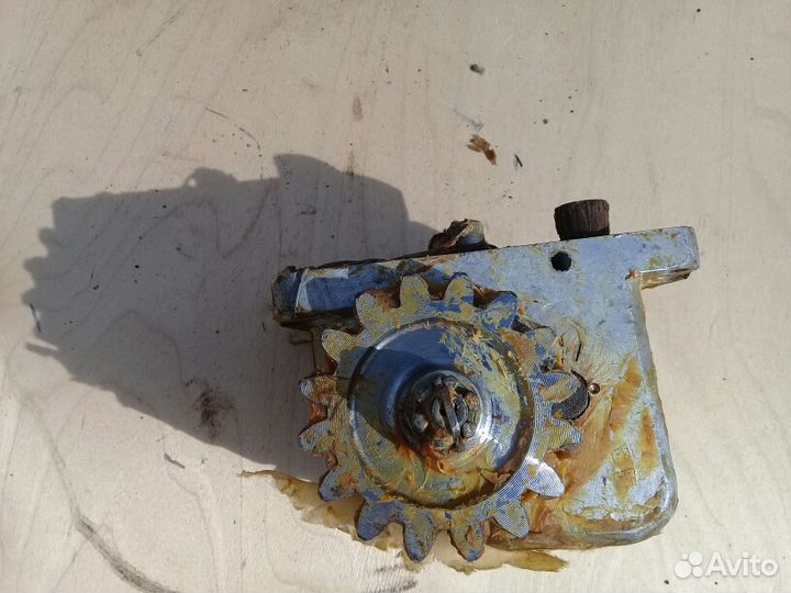 Насос масляный мтлб 8.10.013