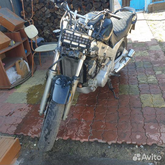 Yamaha TDM 850