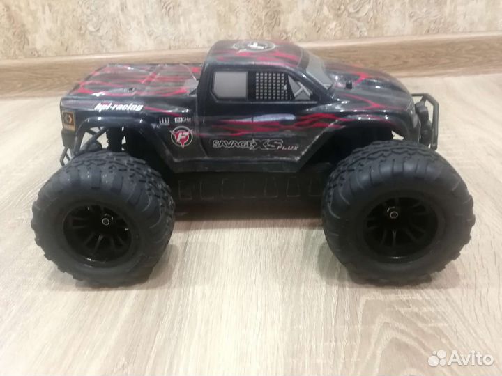 Радиоуправляемая машина Hpi Savage XS Flux 1:12