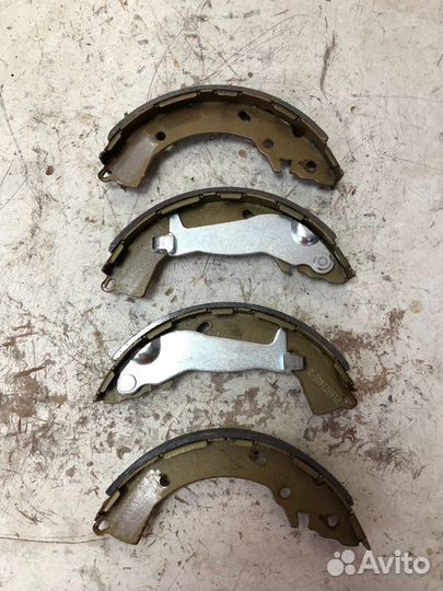 Колодки тормозные задние барабанные Салярис Рио