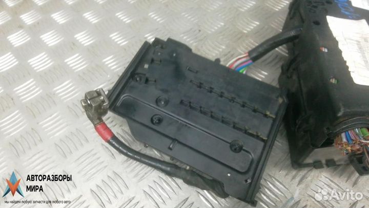 Блок предохранителей Ford C-Max 2 2013