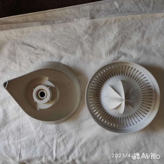 Кухонный комбайн 