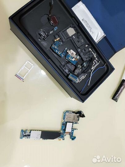 Samsung s8 на запчасти