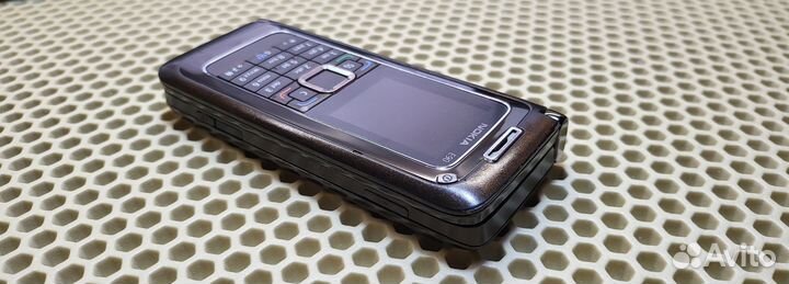 Nokia E90