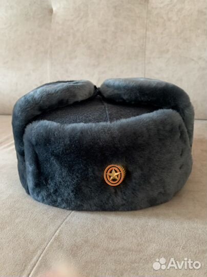 Мужская шапка военная