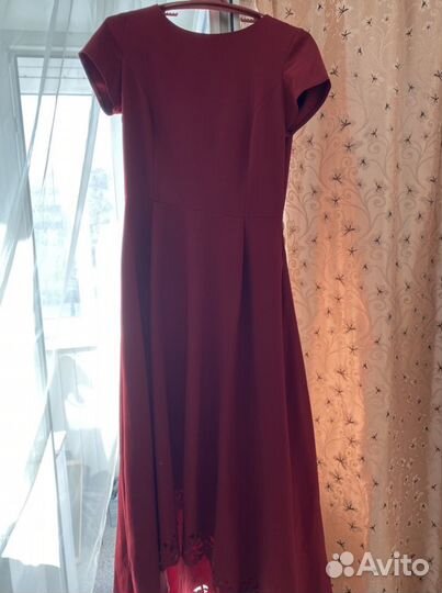 Вечернее платье