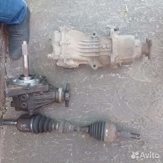 Левый передний привод Nissan Xtrail t31