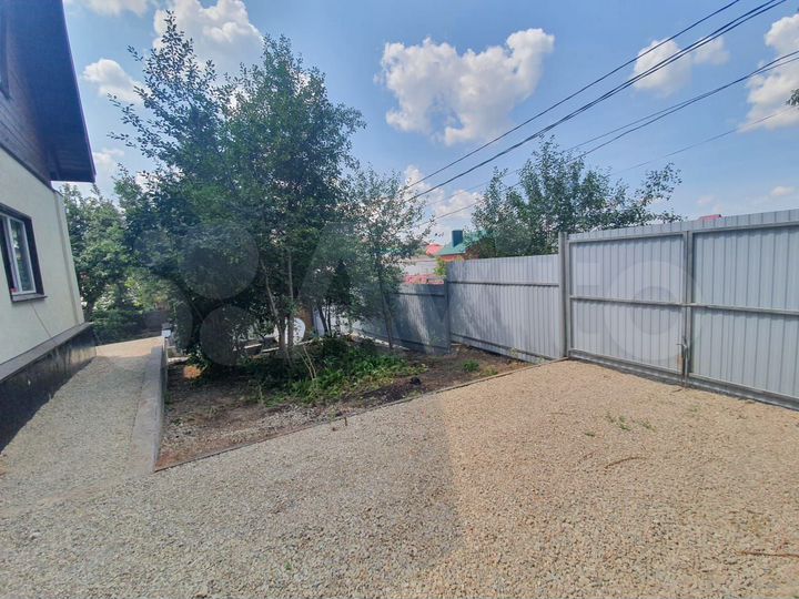 Дом 102 м² на участке 5 сот.