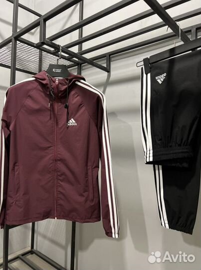 Спортивные костюмы