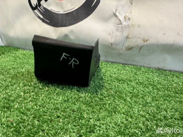 Накладка на крыло передняя правая Mazda Cx-8 KG2P