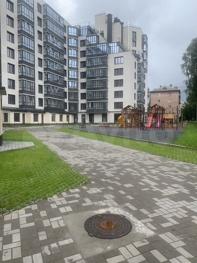 1-к. квартира, 52 м², 2/10 эт.