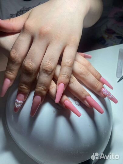 Мастер маникюра