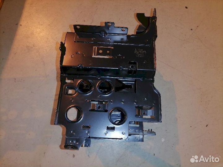 Кронштейн 4F0035209A Audi A6 C6 4F 4F2