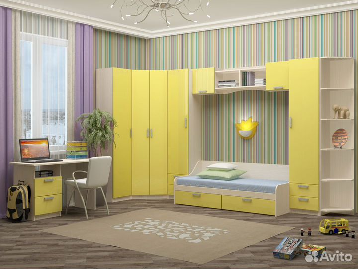 Детский письменный стол