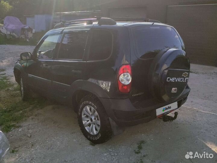 Chevrolet Niva 1.7 МТ, 2009, 260 000 км