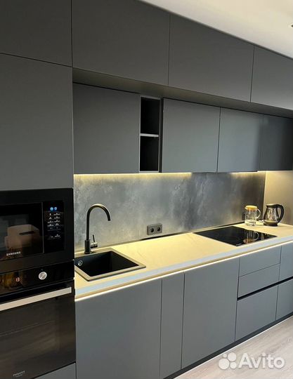 Кухонный гарнитур 