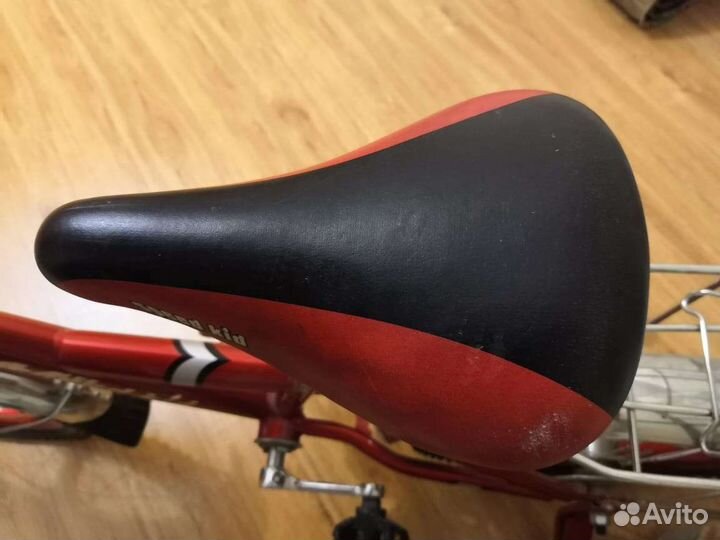 Велосипед детский четырехколесный