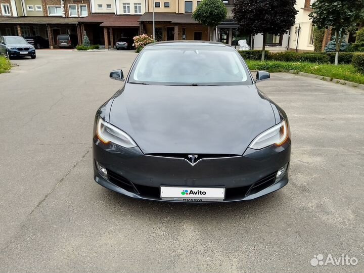 Tesla Model S, 2018