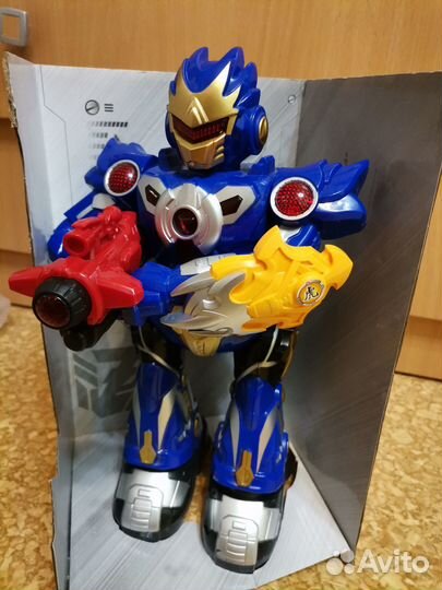 Игрушка робот