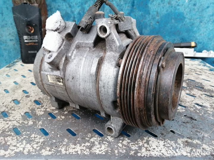 Компрессор кондиционера M62B44 BMW X5 e53