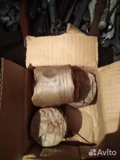 Поршня на ваз произведено в СССР