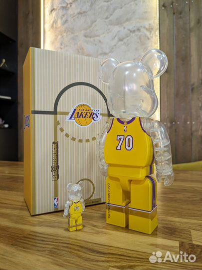 Фигура Bearbrick Lakers 70