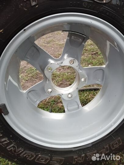 Диск литой r 15 Нива