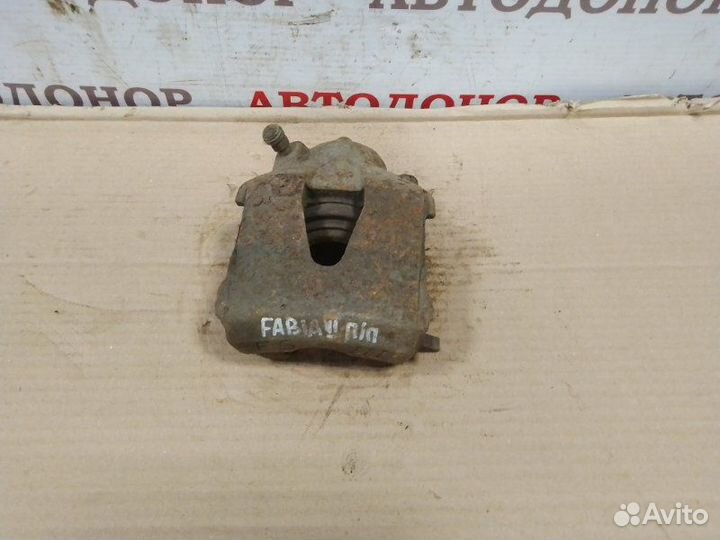 Суппорт тормозной передний правый Skoda Fabia 2