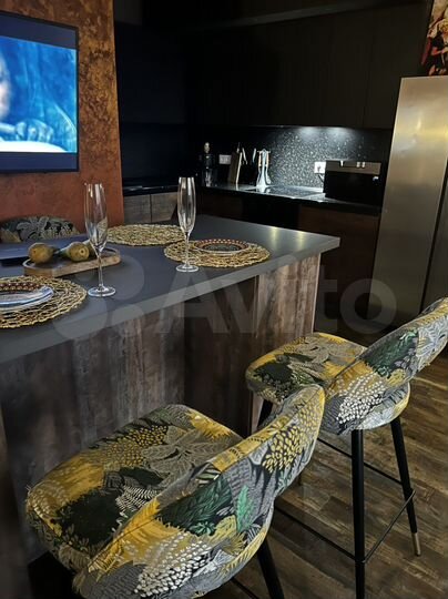 2-к. квартира, 110 м², 10/10 эт.