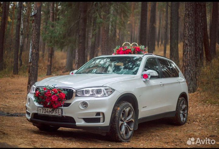 Свадебные украшения на машину