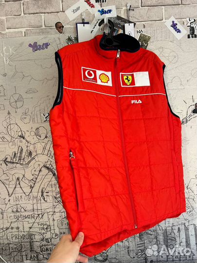 Винтажный жилет Fila Ferrari