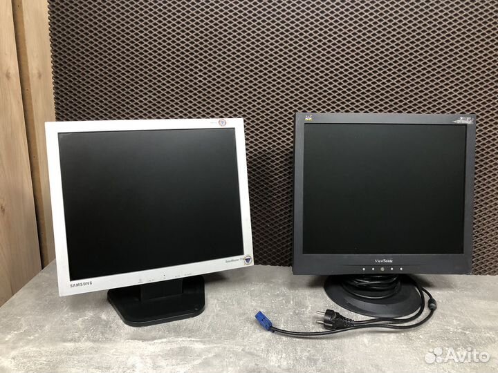 Мониторы 17 дюймов, разные модели