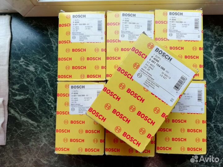 Фильтр масляный Bosch 0451104066